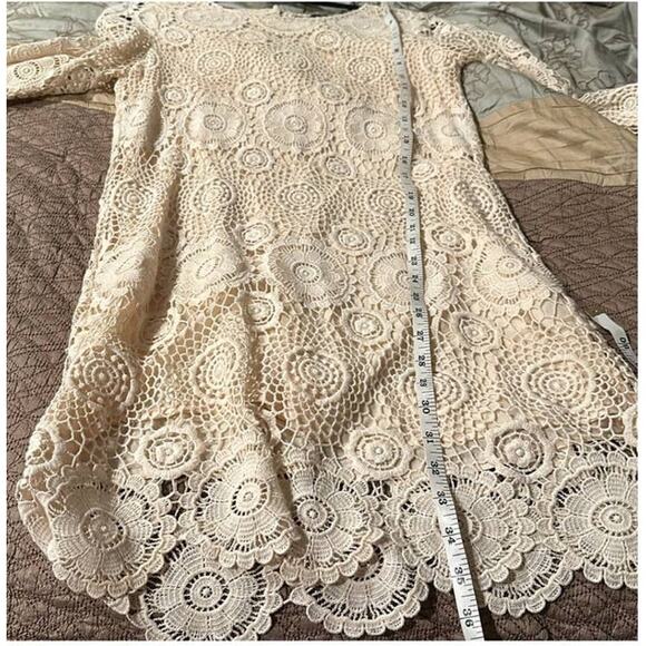 Zara | Cream Colored Flower Lace Dress Size S - Picture 10 of 11